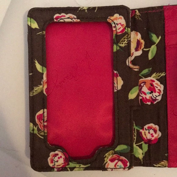 vera bradley wristlet - Picture 4 of 5